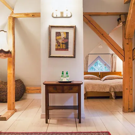 Titina Bed & Breakfast 3*