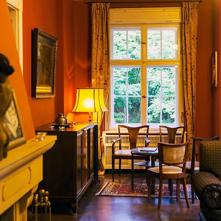 Titina Bed & Breakfast Miedzygorze