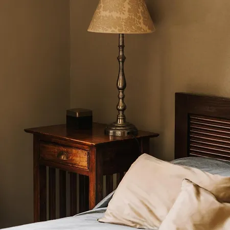 Bed and Breakfast Titina Miedzygorze