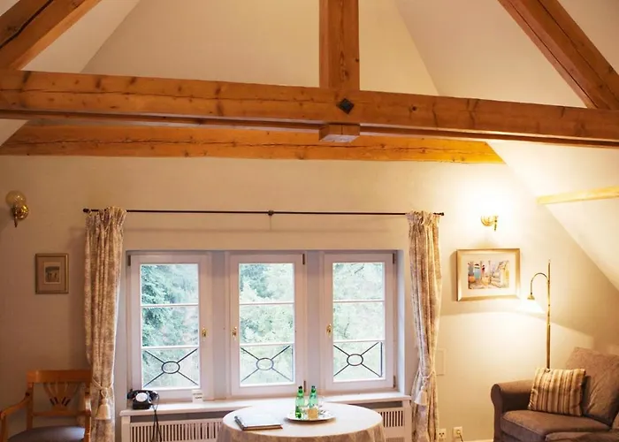 Bed and Breakfast Titina Miedzygorze